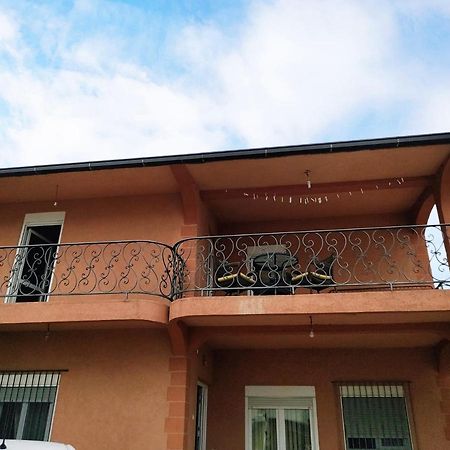Boki Family Home De Lux Бар Экстерьер фото