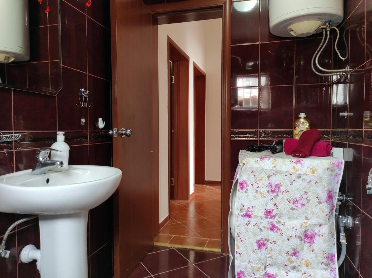 Boki Family Home De Lux Бар Экстерьер фото